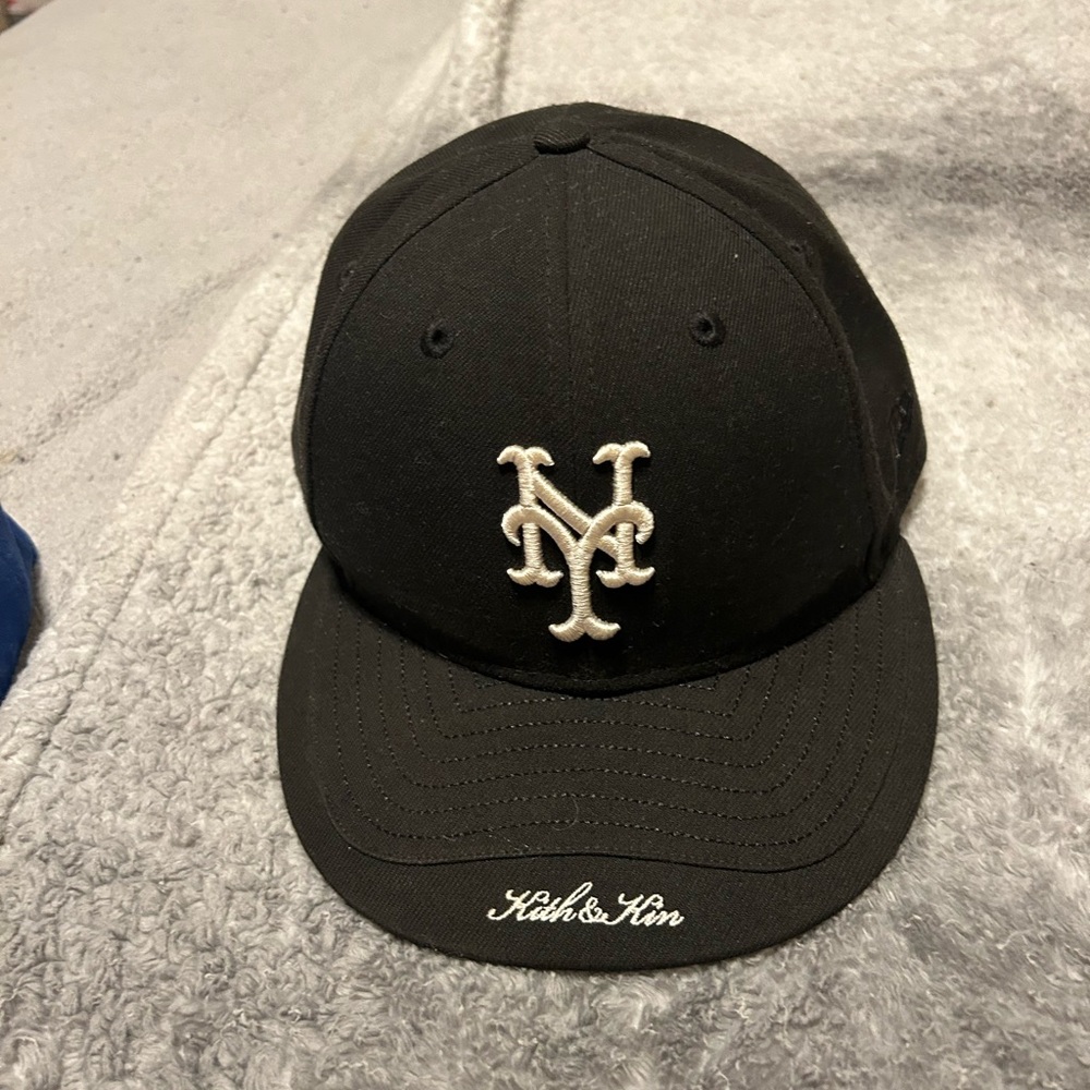 Kith x New Era 5950 low profile 7 3/4 NY Mets black fitted hat